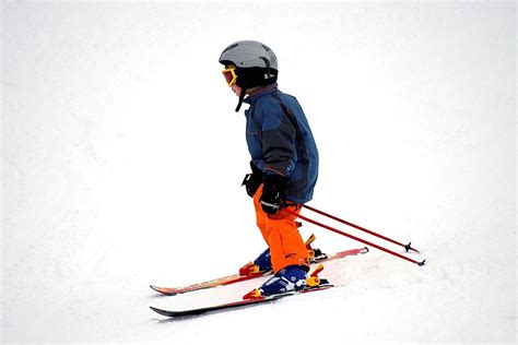 Learn To Ski Month Offers Beginners Great Ways To Try The Sport