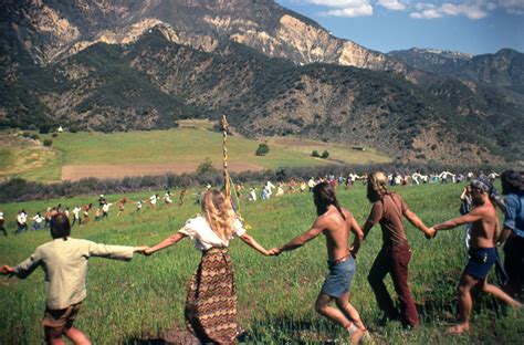 Living In A Hippie Commune 10 Most Famous Hippie Communes In The World