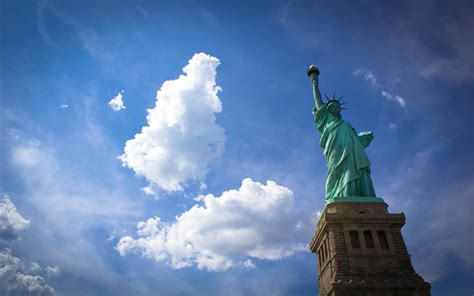Statue Of Liberty New York Statue Statue Of Liberty Hd Wallpaper Wallpaper Flare