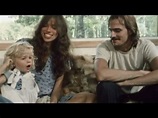 James Taylor & Carly Simon at home - 1977. Magical footage! Sally is ...