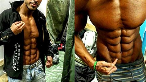 Top 10 6 Pack Abs In The World Youtube