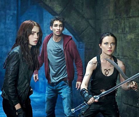 At Darren S World Of Entertainment The Mortal Instruments City Of Bones Movie Review