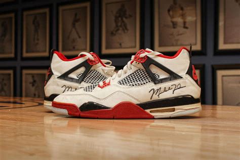 Michael Jordans Game Worn Air Jordans From 1989 Are Up For Grabs Complex