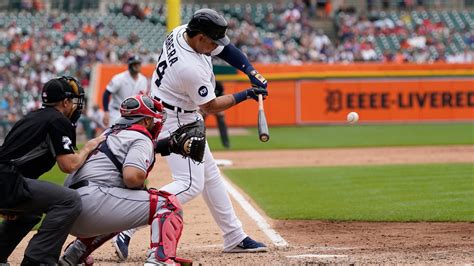 miguel cabrera s rbi single helps detroit tigers beat guardians 8 2 for four game sweep