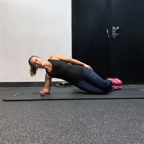 Kneeling Side Plank Strengthlog
