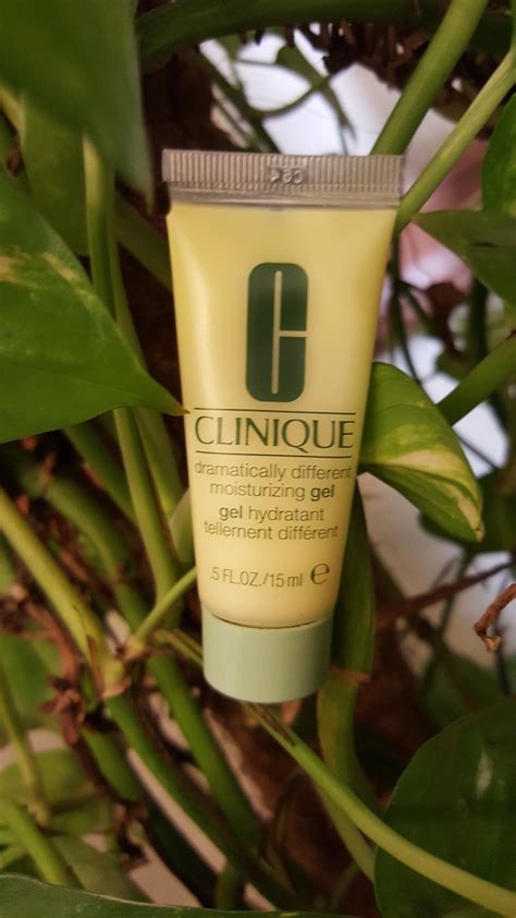 My experience with clinique dramatically different moisturizing gel: Clinique Dramatically Different ™ Moisturizing Gel ...