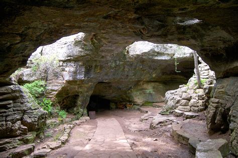 Longhorn Cavern State Park Near San Antonio The National Cave Of
