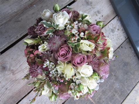 They're the perfect complement to our free online tools keeping things simple and stress free. Stunning Wedding Flowers by Lily Blossom Florist ...