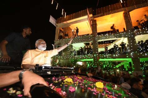 Pm Modis Roadshow Concludes Reaches Circuit House In Surat National