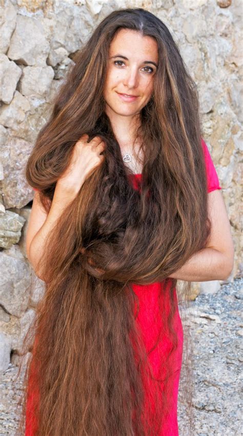 World S Most Amazing Real Life Rapunzels Long Hair World Record