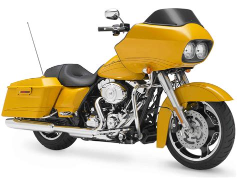 Inspired by the street, the street glide is ready to roar with attitude. 2012 FLTRX Road Glide Custom HarleyDavidson pictures