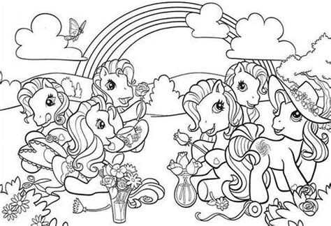 Download free printable my little pony coloring page. My Little Pony Doing Flower Arrangement Coloring Page ...