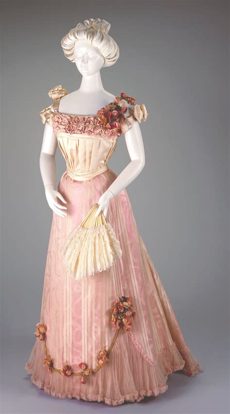 19th Century Dresses 2048