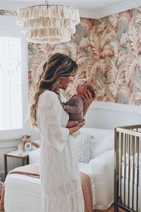 Best Mother And Baby Photoshoot Ideas At Home Baby Photoshoot Mom