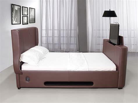 Modern King Size Bed Frames Providing A Spacious Room For Great