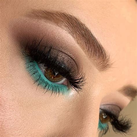 The Perfect Neutral Eye Look With A Pop Of Color Keevasmakeup Uses