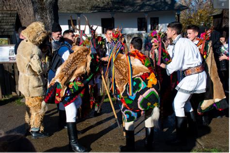 Cele Mai Frumoase Traditii De Revelion Din Romania Si Unde Poti Petrece