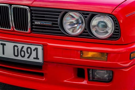 Live Out Your 90s Wall Street Broker Dreams With This Brilliant Red E30