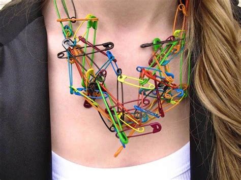 Diy Colorful Safety Pin Necklace 17 Diy Safety Pin Craft Tutorials