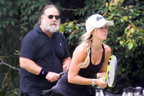 On instagram and facebook as @russellcrowe. Russell Crowe plays tennis with his girlfriend and more ...