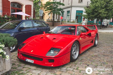 Later in 2002, the company named their new halo car the enzo ferrari in honour of their founder. Ferrari F40 - 20 July 2019 - Autogespot