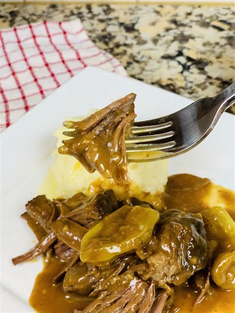 Ninja foodie top round roast : Mississippi Pot Roast- Ninja Foodi Recipe - The Tasty ...