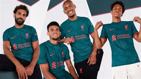 Wave Your Flag Liverpool Drop Banner Inspired Green And Red Third Kit