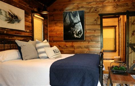 We have cabins in broken bow near broken bow lake and beavers bend state park! Ringold Cabins in 2020 | Luxury cabin, Oklahoma cabins ...