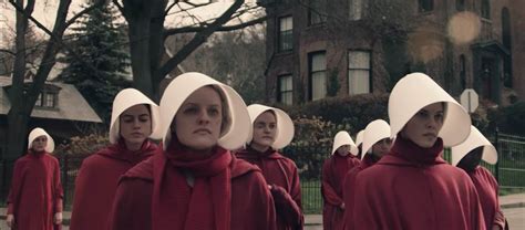 Returning from another shopping trip, ofglen and offred notice three new bodies on the wall. Hulu Previews 2021 Return of "The Handmaid's Tale" in ...