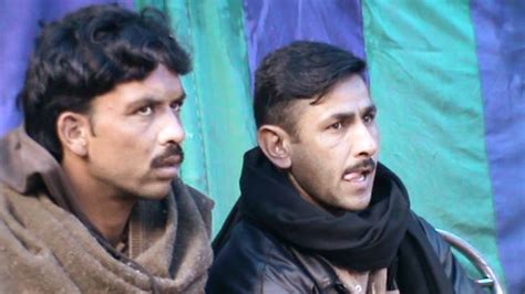 Shokat Abbasi Camra Man Weaing For Irfan Abbasi Jhawra Azad Kashmir