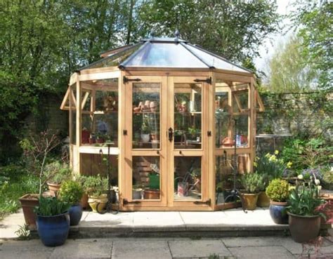 How To Purchase A Small Inexpensive Greenhouse Timber Greenhouse Diy