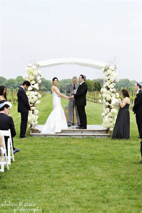 Saltwater Farm Vineyard Weddings Get Prices For Wedding