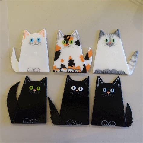 On Hold For Kathy A Garden Stake Or Shelf Fused Glass Cat Etsy Fused Glass Ornaments