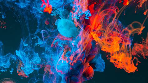 Download 5120x2880 Red And Blue Dancing Colors Smoke