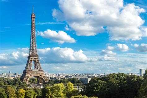Historische weltmetropole zwischen dekadenz und lebensart. Eiffelturm | Paris 360°