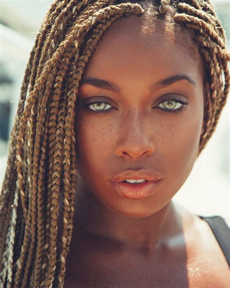 aa pretty eyes cool eyes beautiful black women beautiful people stunning eyes ebony beauty
