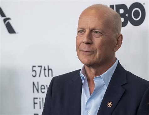 Bruce Willis Reunites With Wife And Children Finally Find