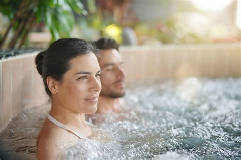 Couple Relaxing In Spa Resort Hot Spa Best Cities For New Years Eve