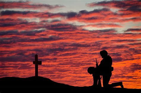 Soldier Praying Stock Photos Pictures And Royalty Free Images Istock