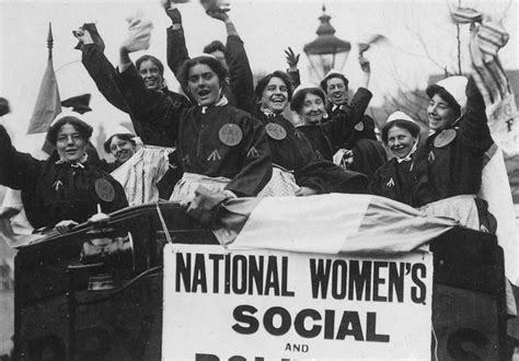 Fotos Se cumplen 100 años del derecho al voto de las mujeres en Reino