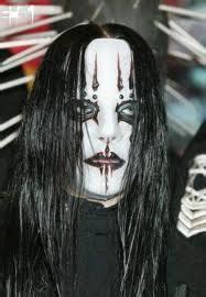 In a statement, jordison's family said he passed away peacefully in his sleep. Yusfizal Rizqi A: "Slipknot Unmasked"