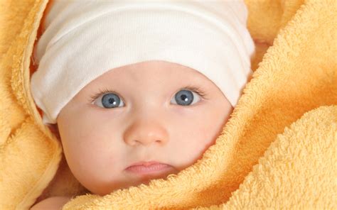 Free Download Wallpapers Cute Little Babies 1600x1000 For Your