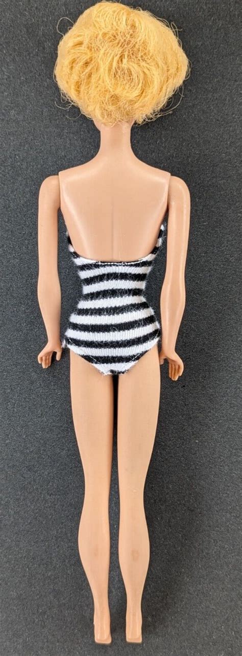 Vtg S Bubblecut Barbie Doll In Original Box With Swimsuit Glasses Stand Ebay