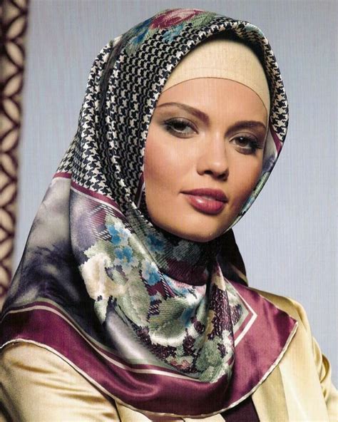 Angelina Jolie In Hijab Hijab Trends Fashion Chic Fashion Trends