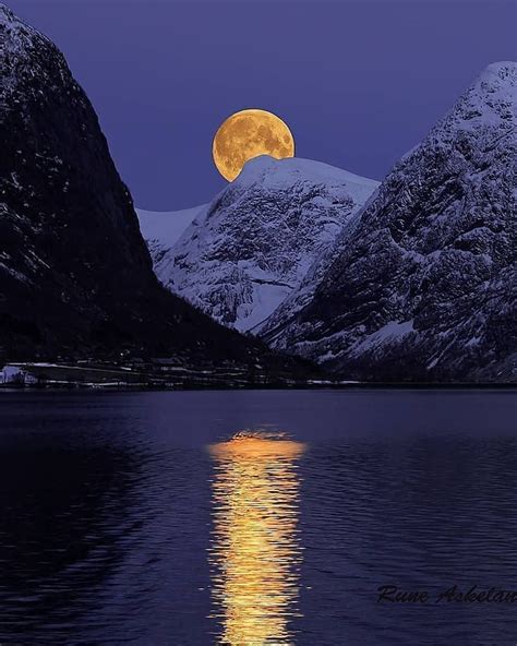 Nature In 2020 Moon Photography Beautiful Nature Beautiful Moon