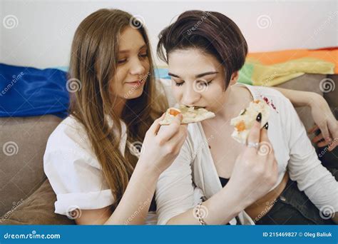 Two Lesbian Girls Eating Pizza At Home Stock Image Image Of Lifestyle Laughing 215469827