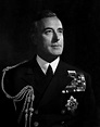 Lord Louis Mountbatten – Yousuf Karsh