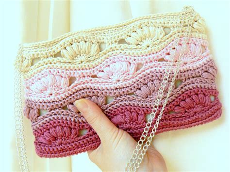 Little Crochet Crochet Clutch
