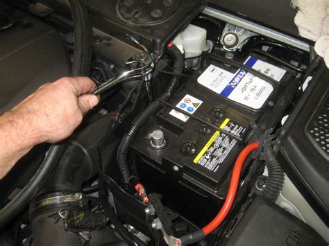 How To Replace The Car Battery On A Volvo Xc60 Motoring News And