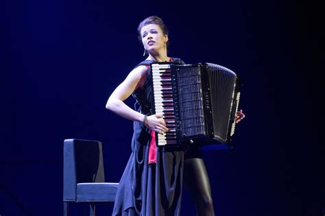 review carmen for accordion ksenija sidorova makes it sing chicago tribune